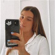 estudiante de economía en Barcelona ofrece clases para alumnos de ESO